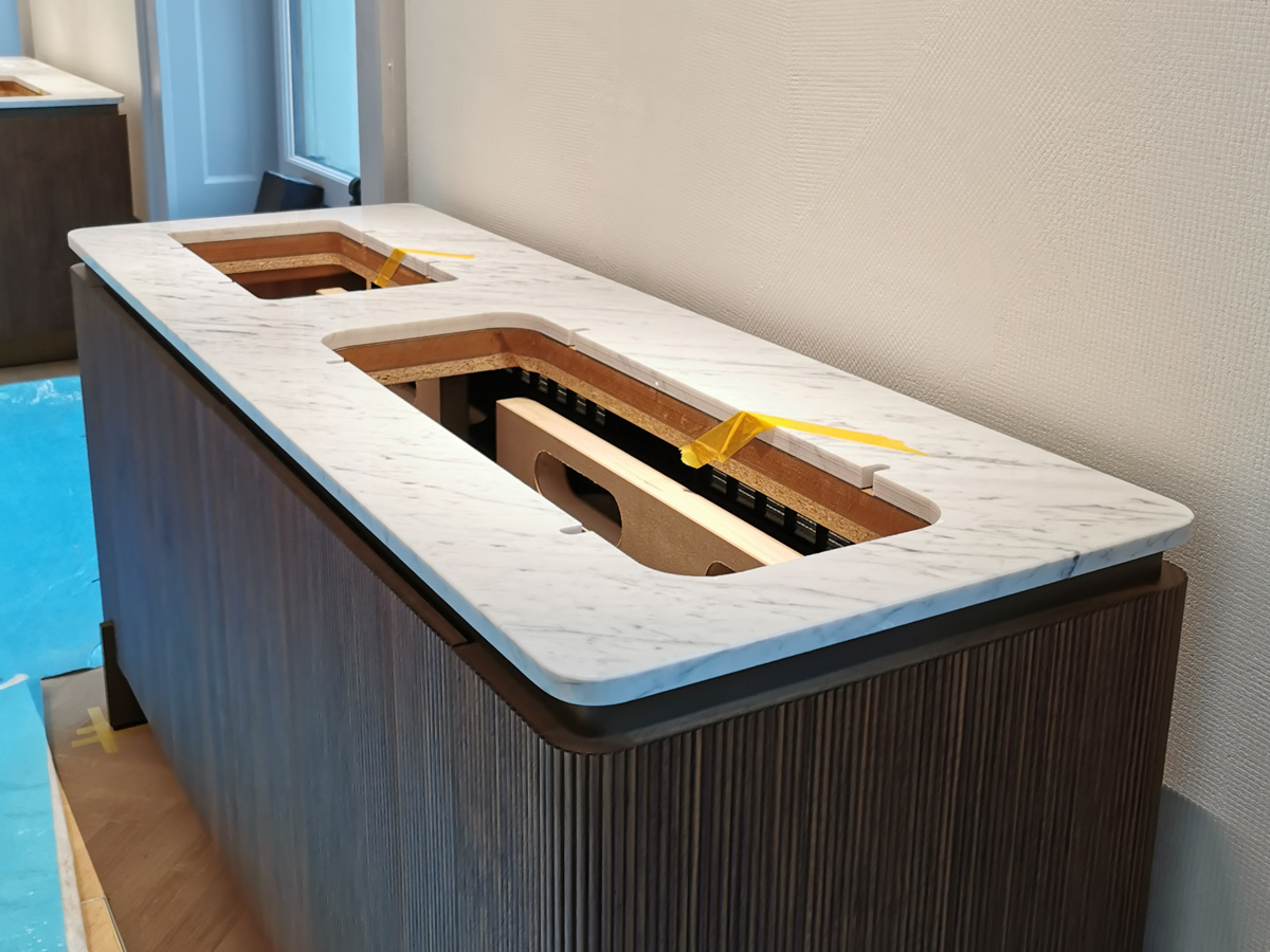 KeraMar AG | Vitrinen-Abdeckung Marmor Bianco Gioia